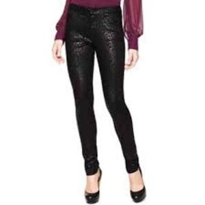 Nicole by Nicole Miller Skinny Jeans Size 2
